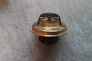 Mercedes 190d / 200 / 230 Thermostat.
