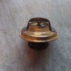 Mercedes 190d / 200 / 230 Thermostat.