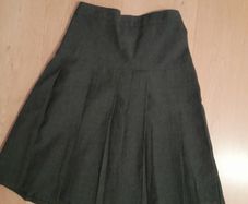 Grey school skirt, age 10