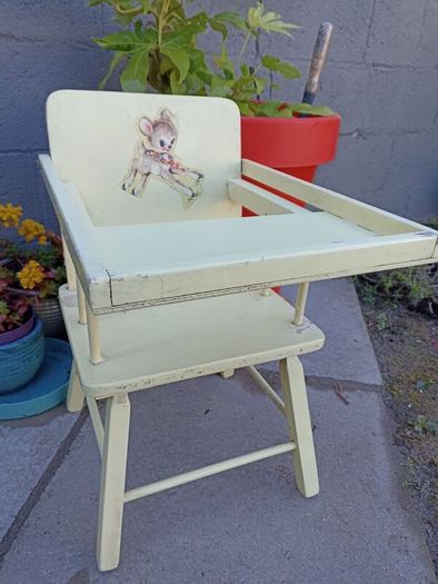 Vintage baby chair