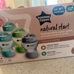 Tommy Tippee Bottles/Teats/Bottle Warmer