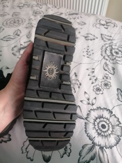 beautiful ladies leather skechers