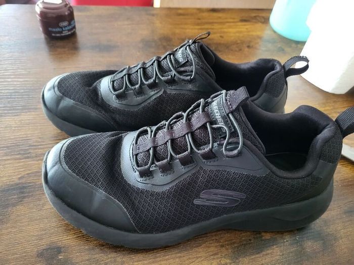 skechers size uk 42 27cm