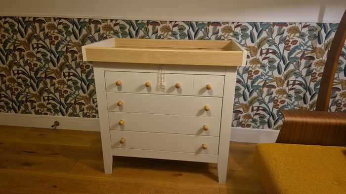 The dresser and changing unit