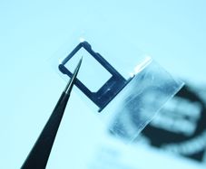 ORIGINAL Apple iPhone 5 nano SIM card tray - (Black)
