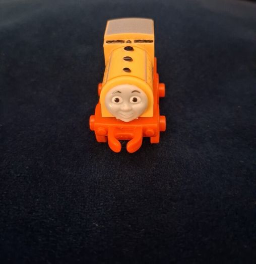 x9 Bundle - Mattel Miniature Thomas The Tank Engine & Friends
