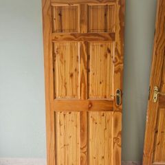Pine door not Oak as originally stated