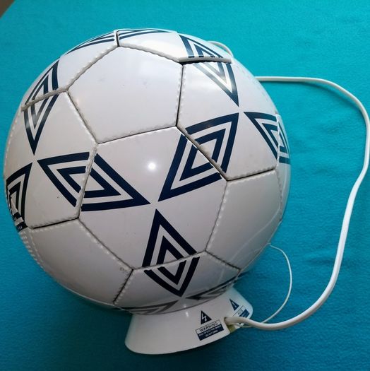 Vintage Umbro Radio Casette Ball