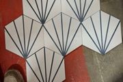 4.4m2 segment Blue pattern tiles 23.2x 26.7