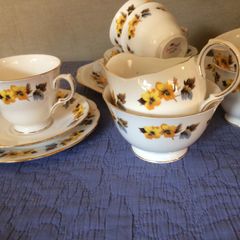 fine bone china teaset vintage