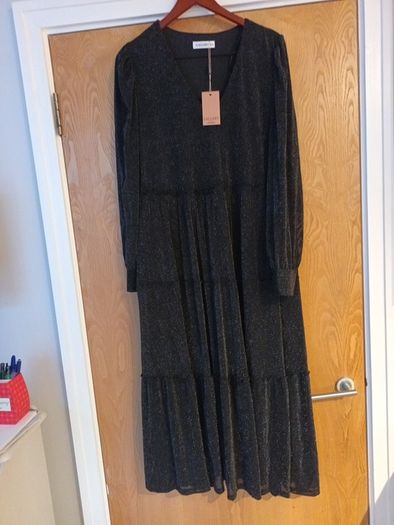 Gallery  Etoile Lurex Dress.   S.16.    B.N.W.T