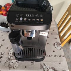 Coffee machine DeLonghi
