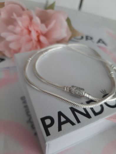 New pandora necklace with sparkling cubic zirconia clasp