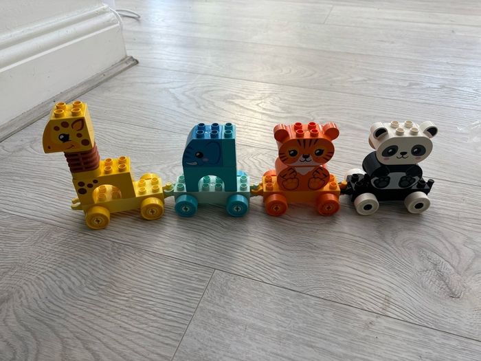 Lego Duplo animal train