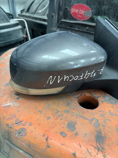 ford focus drivers side mirror came off a 2013