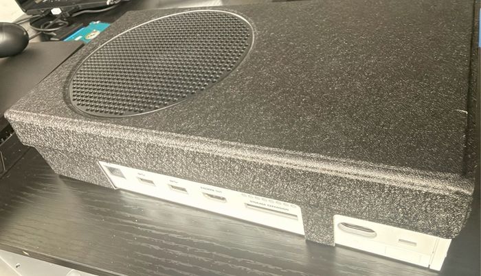 xbox series s 512Gb and controller 2