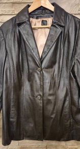 Vintage Ladies leather jacket