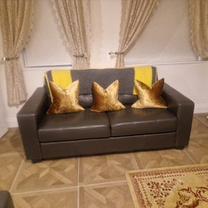 3 Piece sofa                            1 x 2 Seater                2 x 1 Seater