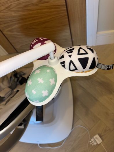 Grey 4Moms Mamaroo 5