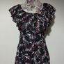 Beautiful Banana Republic Top Image 6