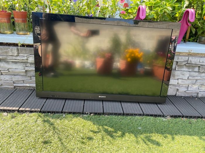 Sony Bravia 40 LCD TV