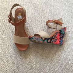 Shoes brand new