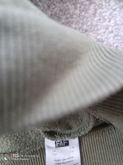 boy's jumper. Age 7/8