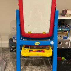 Easel