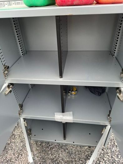 storage  lockers