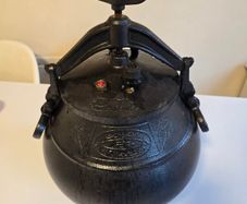 Original Afghan Cauldron Pressure Cooker Cast Iron