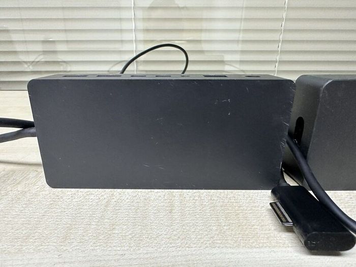 Surface Dock - Microsoft 1661 - for Pro 7, 6, 5, 4, 3, X, Go, Book, Laptop Docking Station
