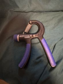 Hand grip