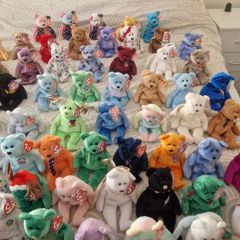 TY Beanie Babies Collection 84 Bears all mint with mint tags