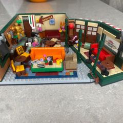 Lego Central perk set