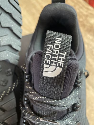 northface shoes size 9