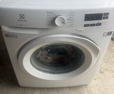 10kg Electrolux washing machine