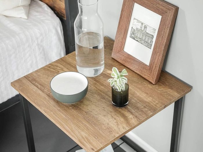 End Table, Side Table and Nightstand, Industrial Style, Heavy-Duty Steel Frame, Living Room Bedroom, Simple Assembly, Honey Brown and Black (FREE POSTAGE)