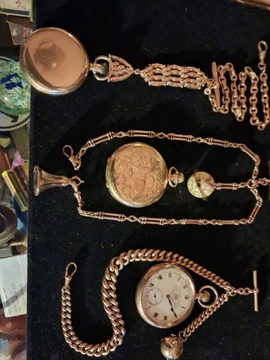Jewellery and collection of collectibles