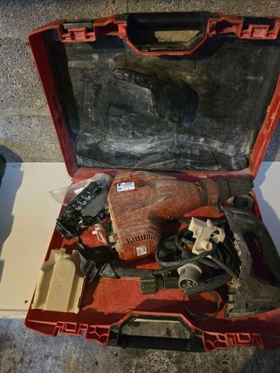 TE 700-AVR SDS-Max demolition hammer
