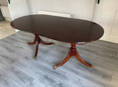 Regency Style Extendable Dining Table