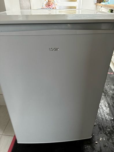 logik undercounter freezer