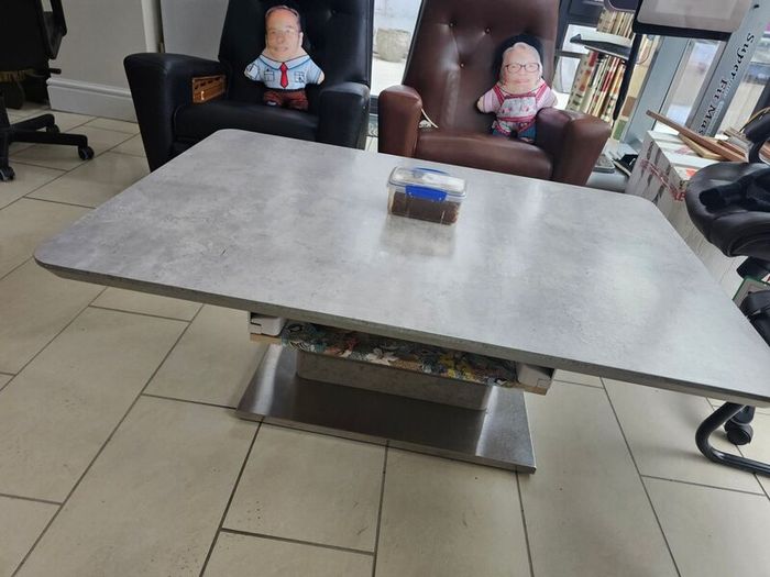 Height-adjustable dinner-coffee Table