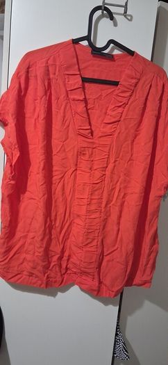 Loads top like new size 12 to 14