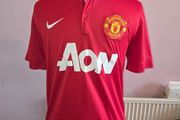 Manchester United 2013/14 Home Jersey - Medium size