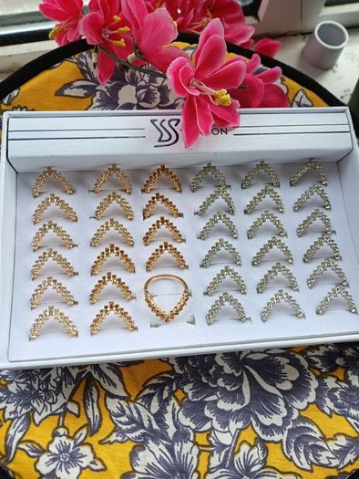 Rhinestone rings