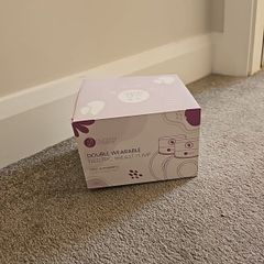 Breast pump nursing mama