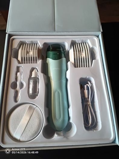Automatic Vacuuming hair clipper