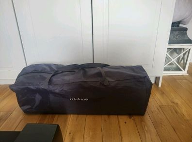 Miniuno travel cot