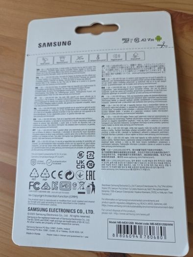 Genuine Samsung Pro Plus MicroSD 512 GB + usb adapter