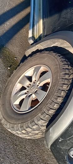 Mitsubishi l200 breaking